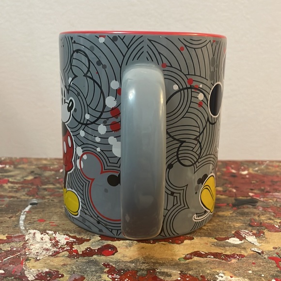 Disney Silver Buffalo Large Grey Mickey Mouse Mug - Picture 5 of 10